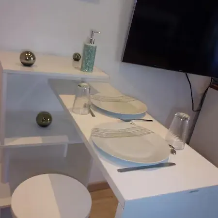 Bed and breakfast Le Bourget - Romantique Narbona