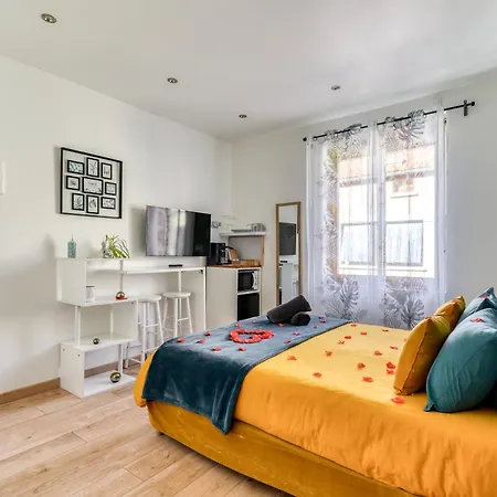 Le Bourget - Romantique 3*